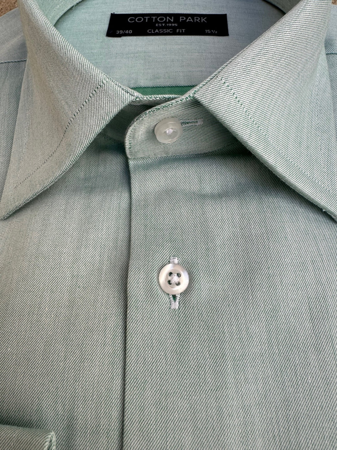 Chemise en twill de coton vert col français