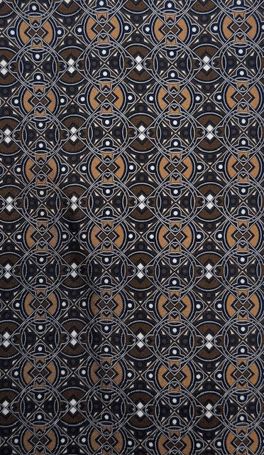 Ascot marron à motifs géométriques beige