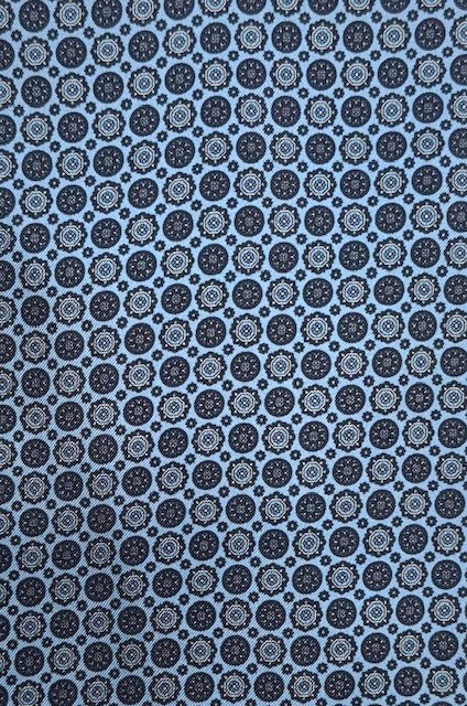 Pochette soie motifs rond bleu ciel