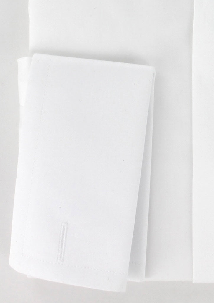 Chemise blanche gorge cachée poignets mousquetaires