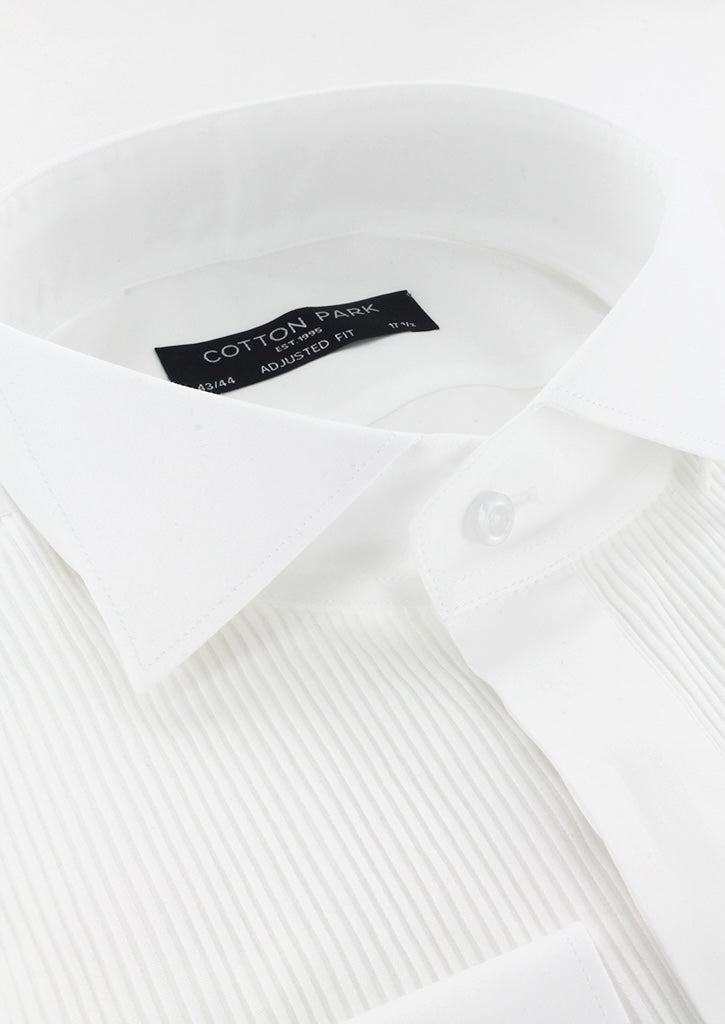 Chemise blanche col cassé plastron plissé