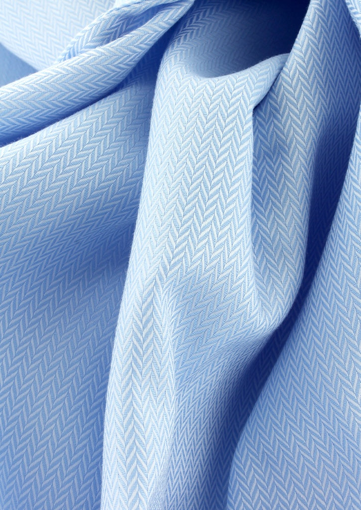Chemise classique chevron bleu ciel non iron col français