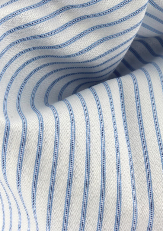 Chemise classique rayures bleu ciel motif chevron