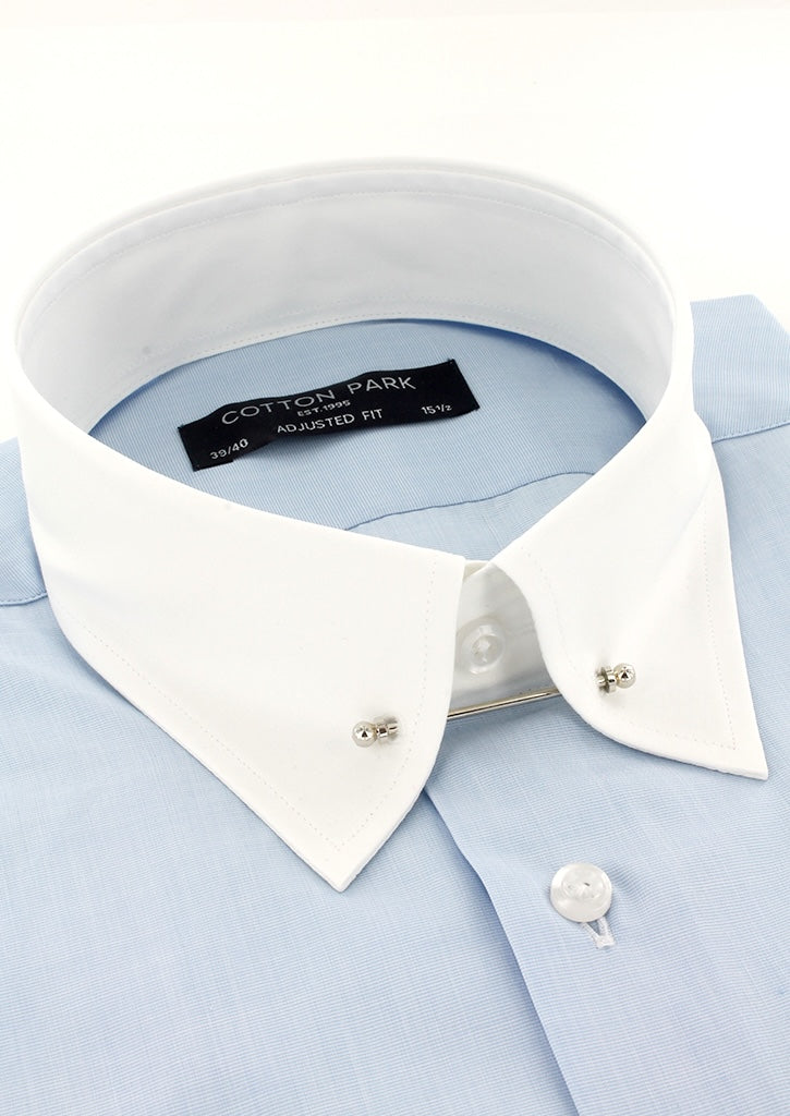Chemise cintrée bleu ciel col anglais blanc et poignets contrastés