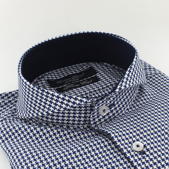Fitted shirt with navy blue houndstooth pattern