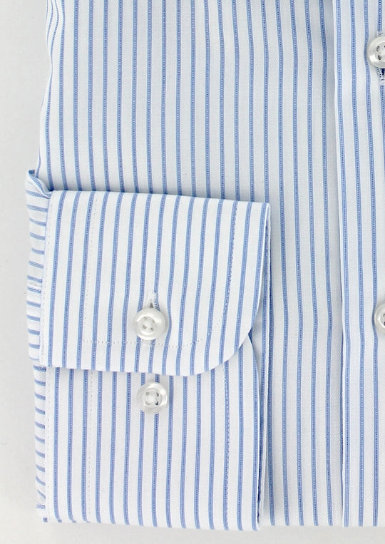 Chemise classique rayures bleu ciel motif chevron