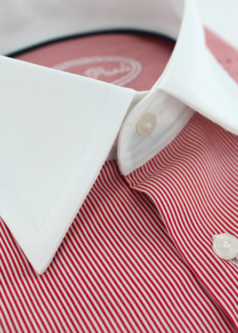 Chemise double retors col blanc à rayures fines rouges | Cotton Park
