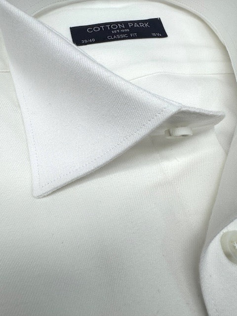 Col Italien de chemise blanche en serge grattée