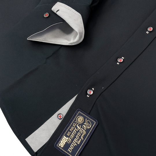 gorge et poignet de chemise Oxford bleu marine avec opposition de couleur bleu ciel