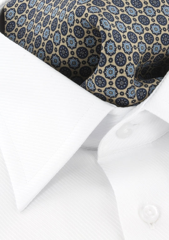 Ascot beige à motifs rosace