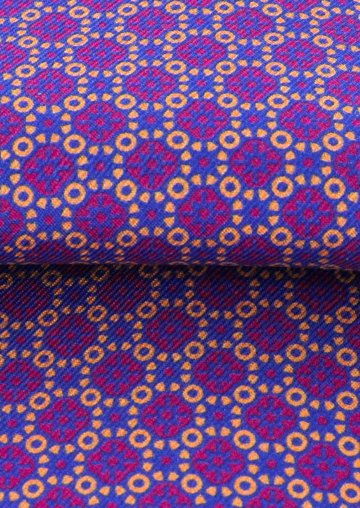 Foulard ascot homme en soie violet motif fuchsia et saumon