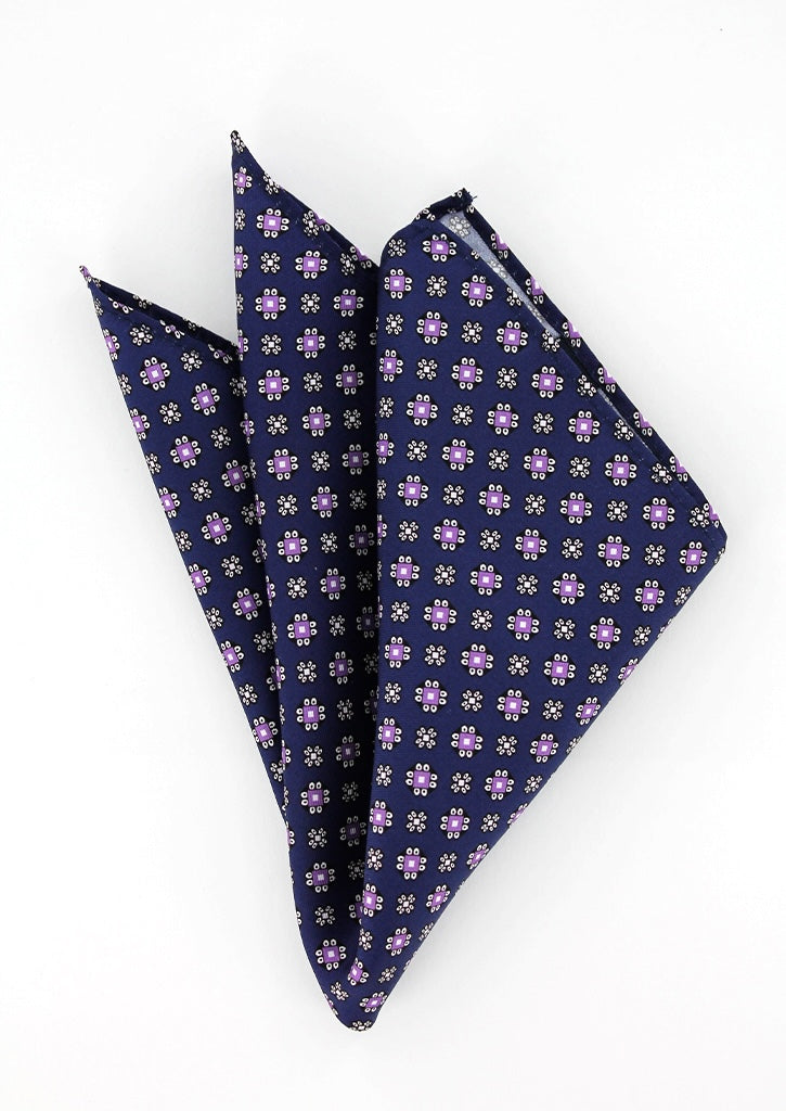 Pochette de costume en soie bleu marine à motifs parme