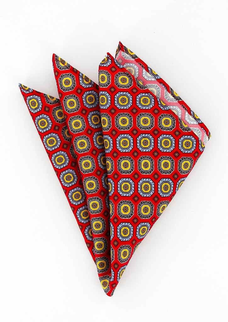 Pochette de costume en soie rouge à motifs jaune et bleu ciel