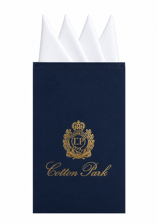 Pochette de costume blanche prépliée avec support carton