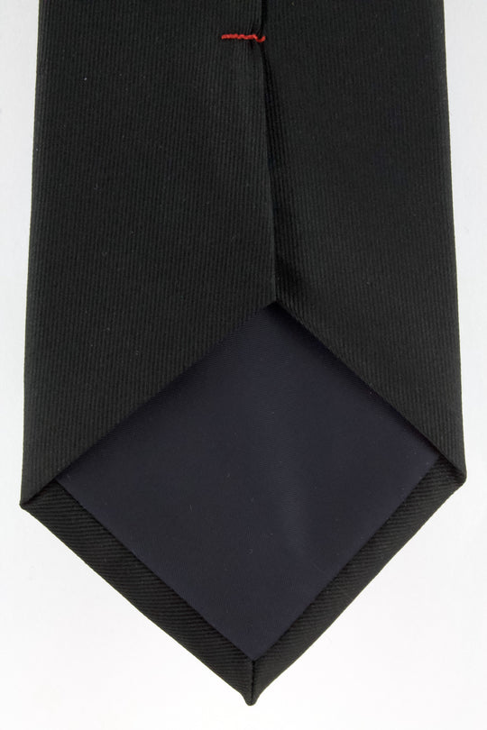 Cravate en soie tissée noir uni