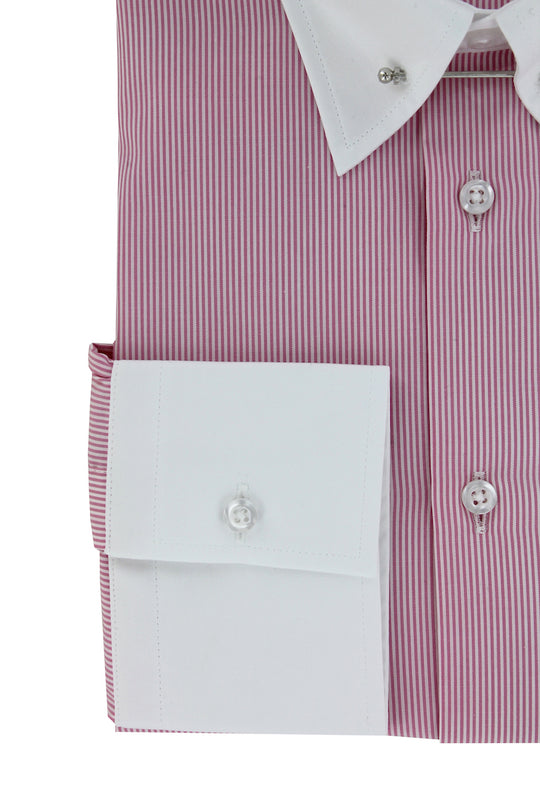 Fitted shirt with English collar and fine pink stripes 